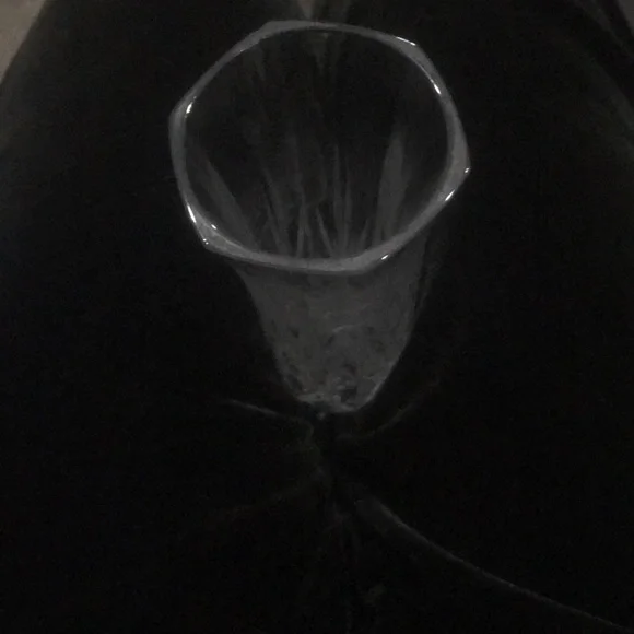 Vase - Picture 7 of 7